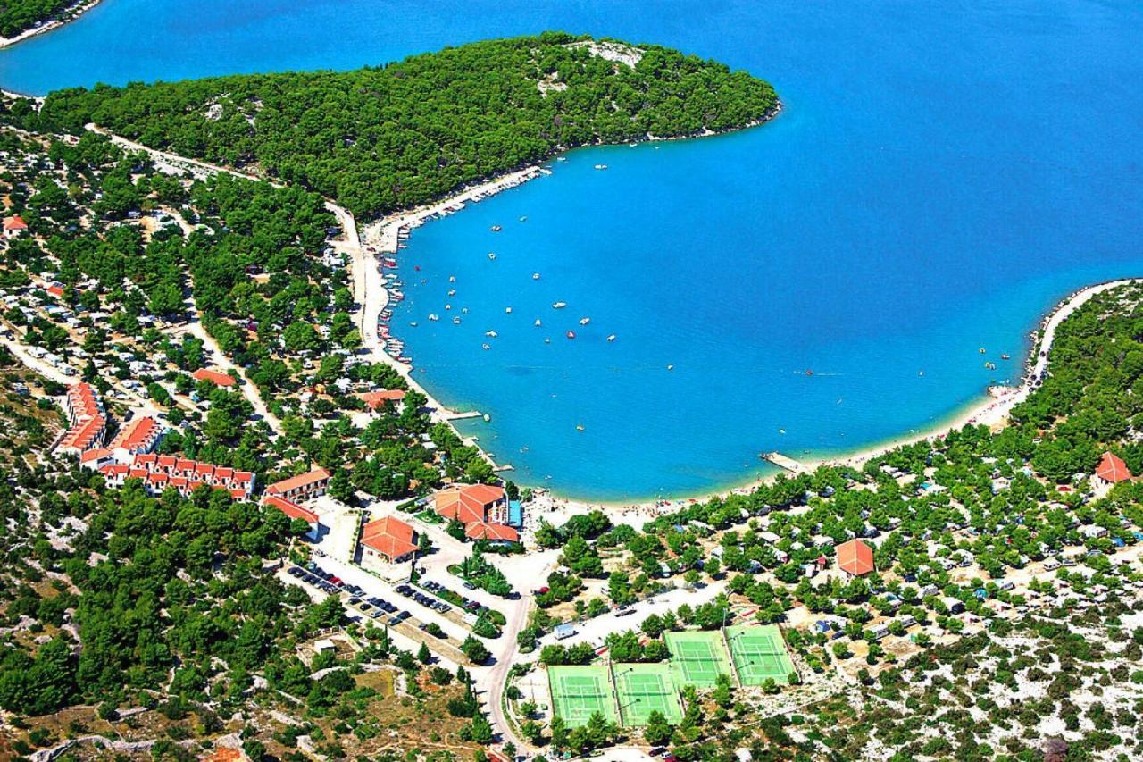 Belvilla Apartments In Holiday Resort Jezera Village, Island Murter Тисно Екстериор снимка