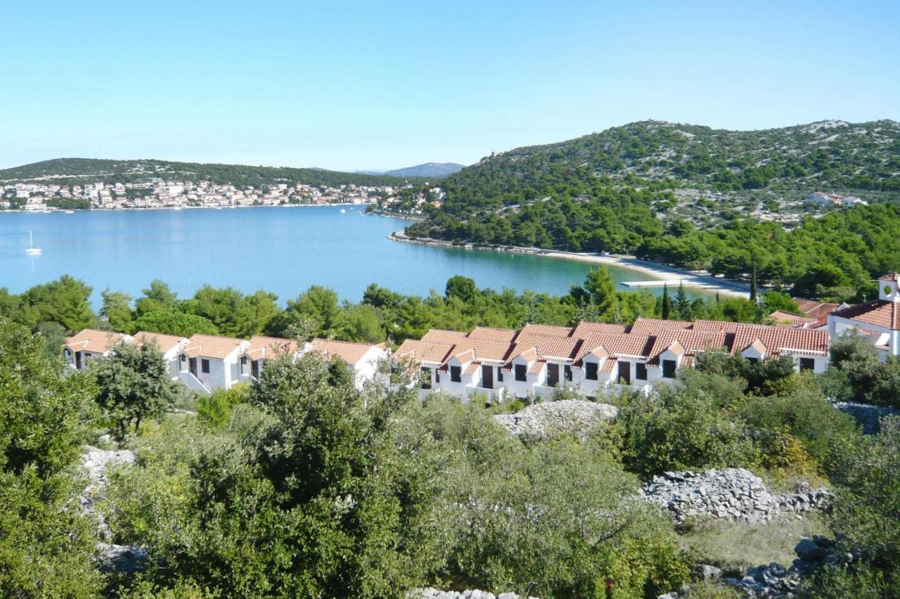 Belvilla Apartments In Holiday Resort Jezera Village, Island Murter Тисно Екстериор снимка
